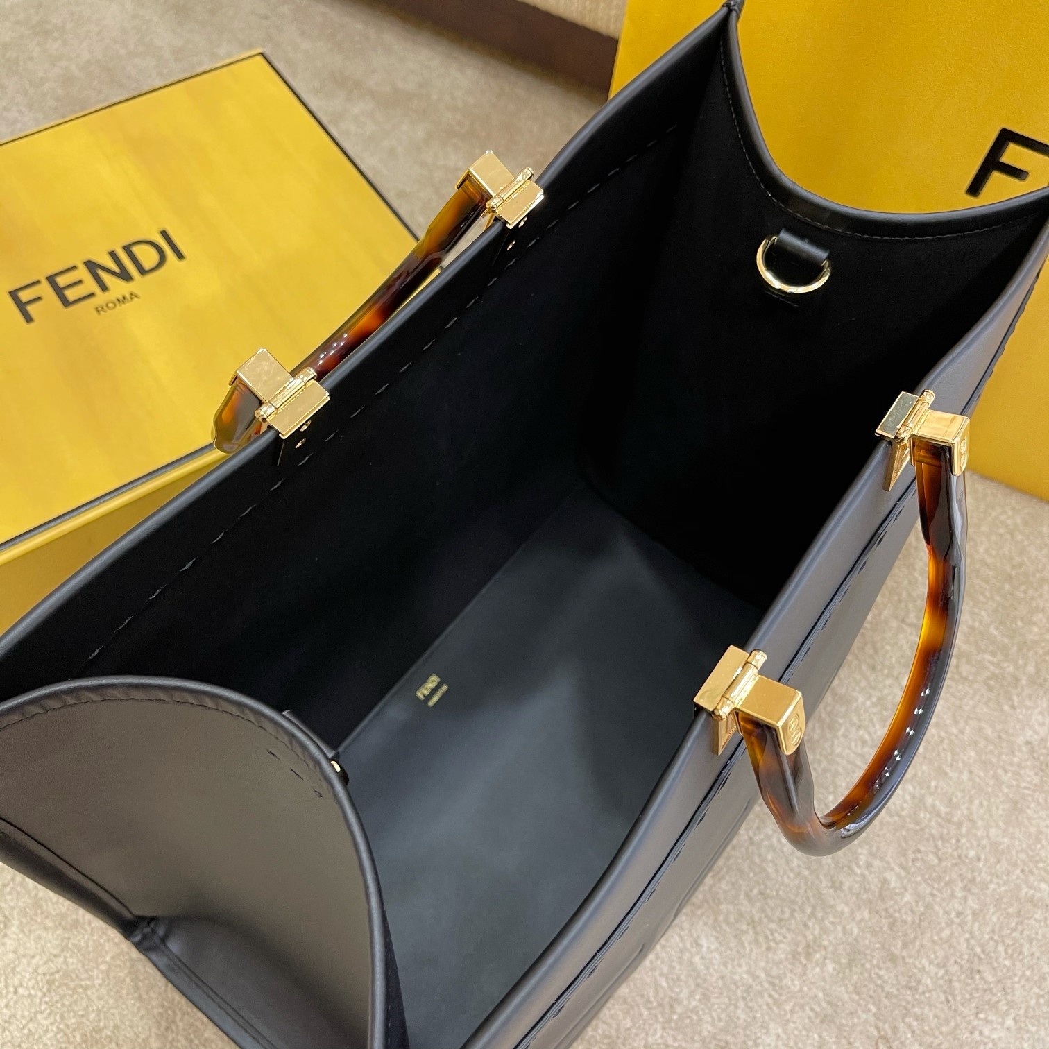 Fendi Large Sunshine Shopper Black Leather Bag 